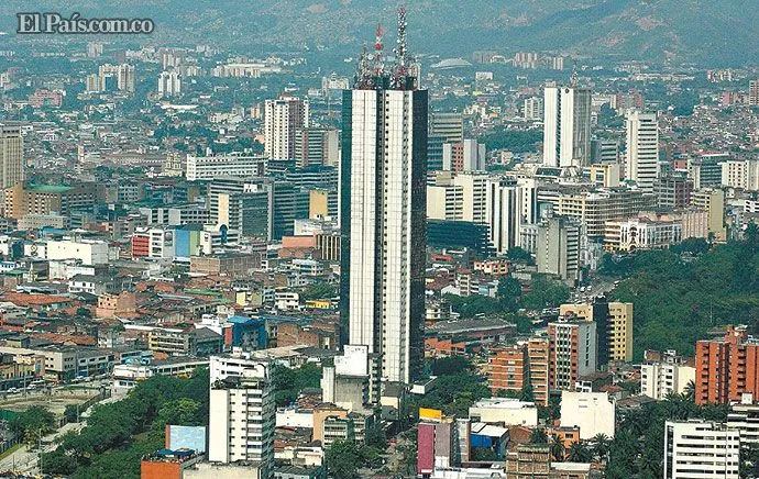 La Torre de Cali desde el aire